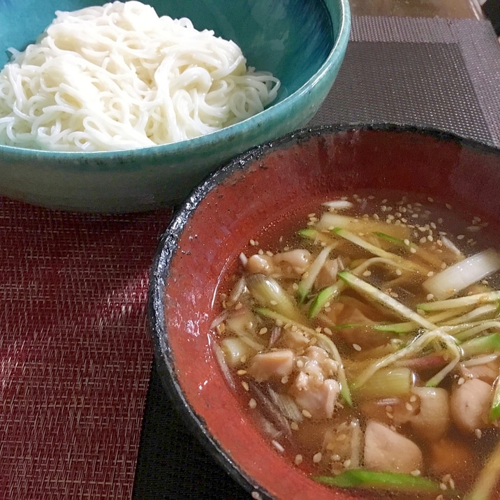 鶏モモ肉で☆鴨南蛮風そうめん